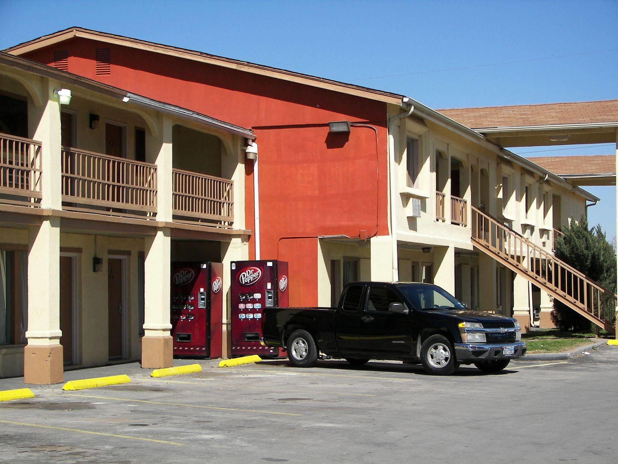 Quest inn Weatherford Extérieur photo